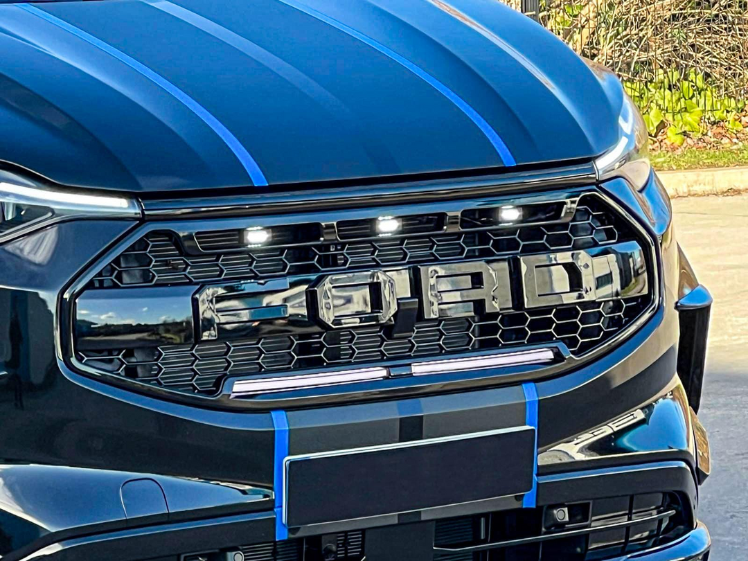 Raptor style front grille for Ford Transit Custom 2024+ — glossy black — Van Parts Supply — view 6